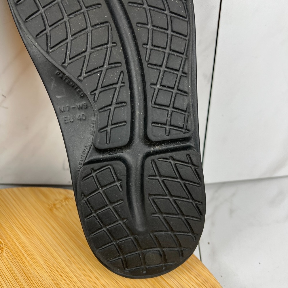 OOfos OOahh Recovery Slide Womens Size 9 Black Rubber Slip On Slides Sandals - Picture 9 of 10